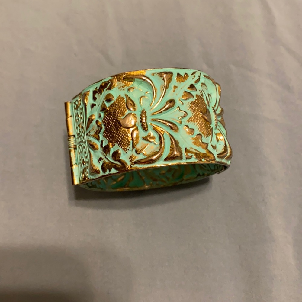 Teal & gold clasp bracelet